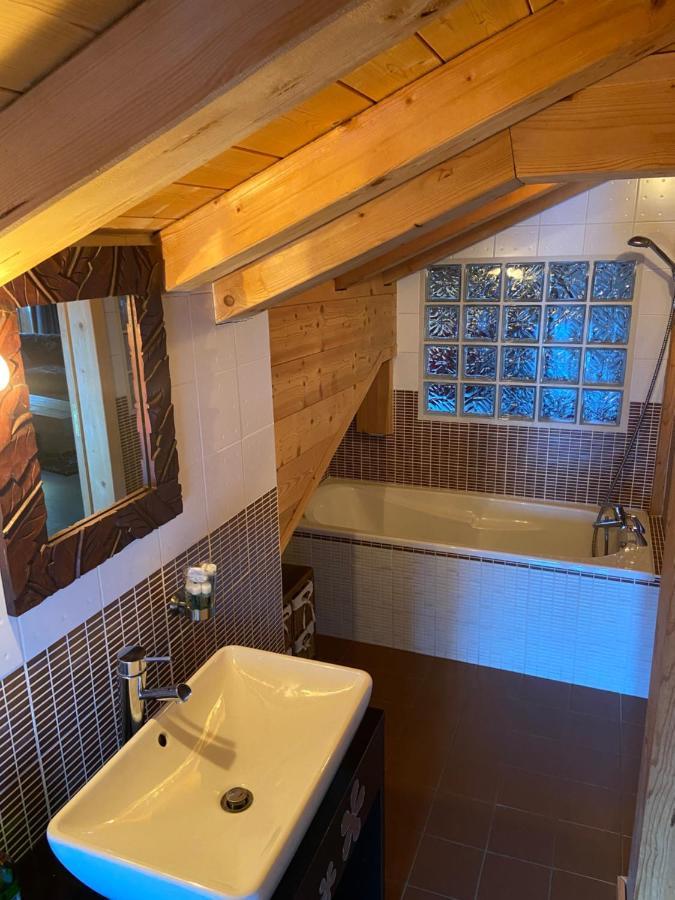 Bed And Breakfast Chalet Manava Морзин Экстерьер фото
